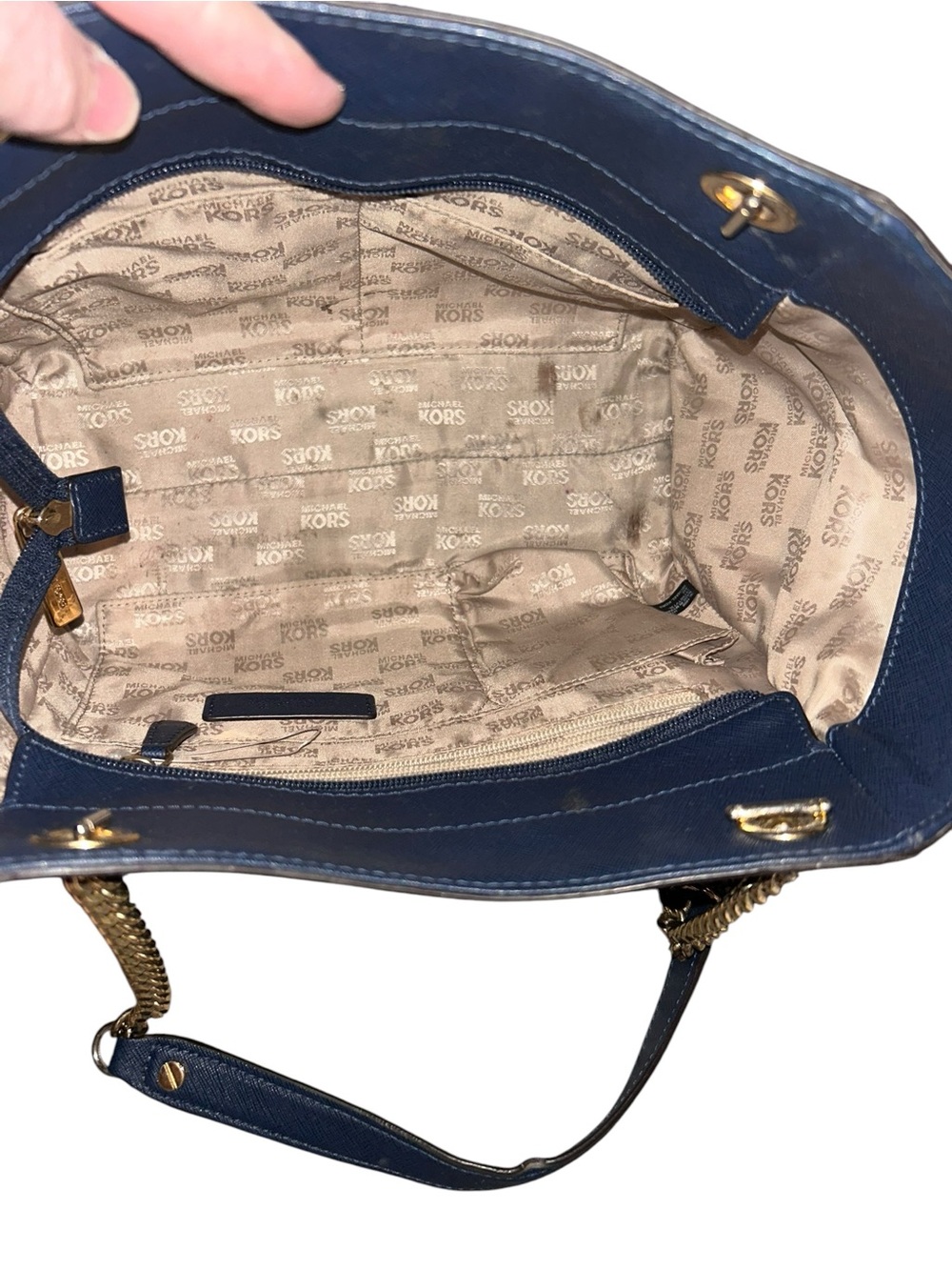 Michael Kors Navy Saffiano Leather Chain Shoulder Bag with Gold-Tone Hardware - Picture 5 of 5